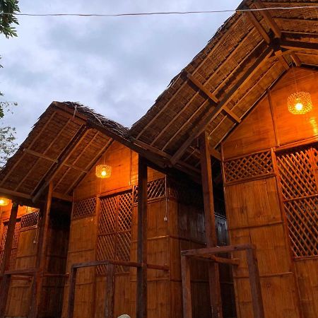 Suba Beach Nipa Huts Daanbantayan Exterior photo