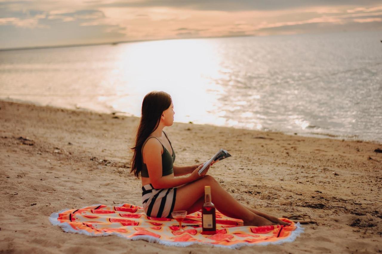 Suba Beach Nipa Huts Daanbantayan Exterior photo